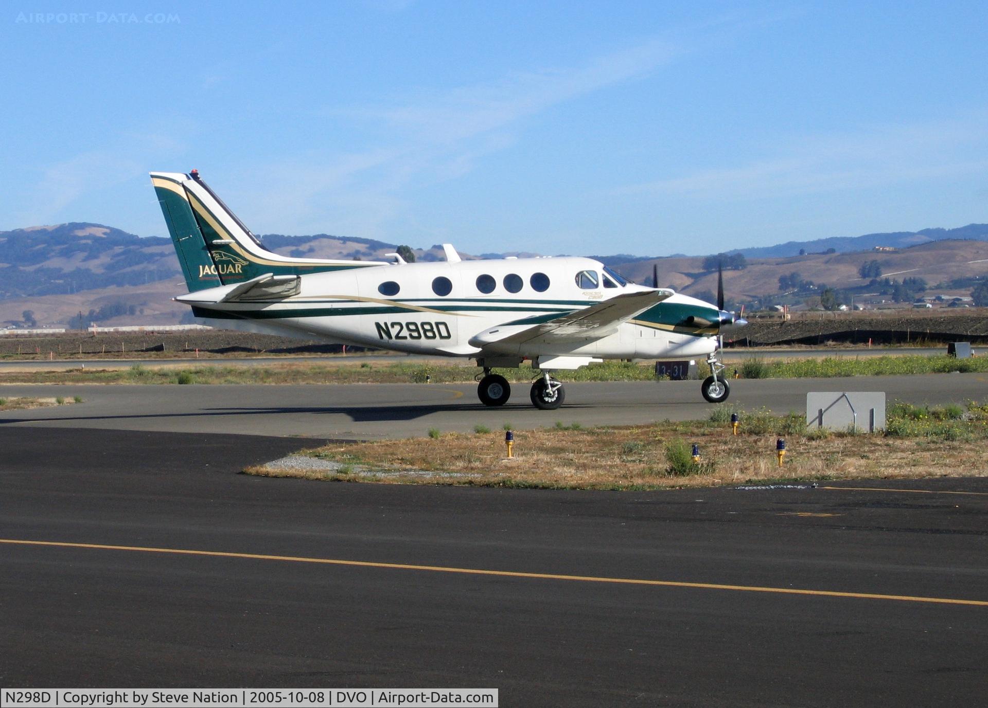 N298D, 2000 Raytheon Aircraft Company C90A C/N LJ-1603, Laursen Aviation 2000 Raytheon Aircraft/Beech King Air C90A at Gnoss Field (Novato), CA