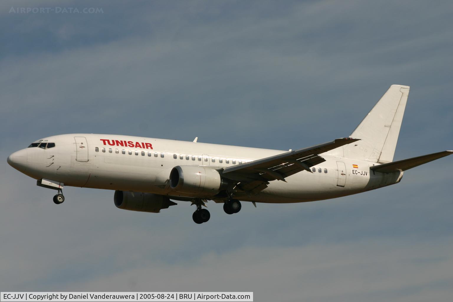 EC-JJV, 1986 Boeing 737-33A C/N 23626, today, registered under A6-PHC with AVE marking