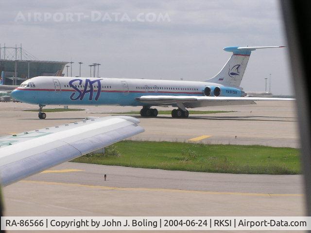 RA-86566, 1993 Ilyushin Il-62M C/N 4255152, IL-62 at Seoul.