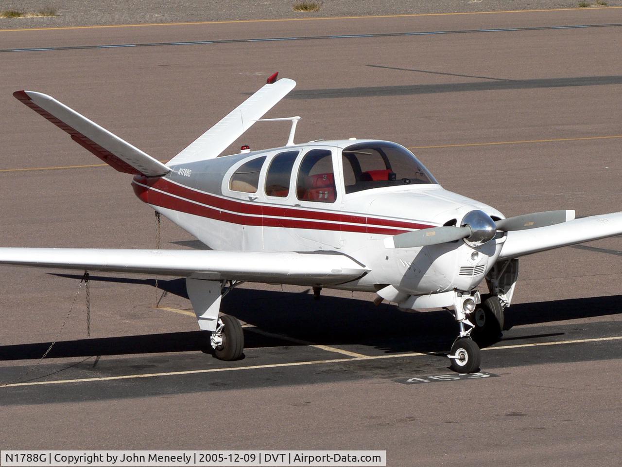 N1788G, 1962 Beech P35 Bonanza C/N D-6978, Parked at DVT's restaurant