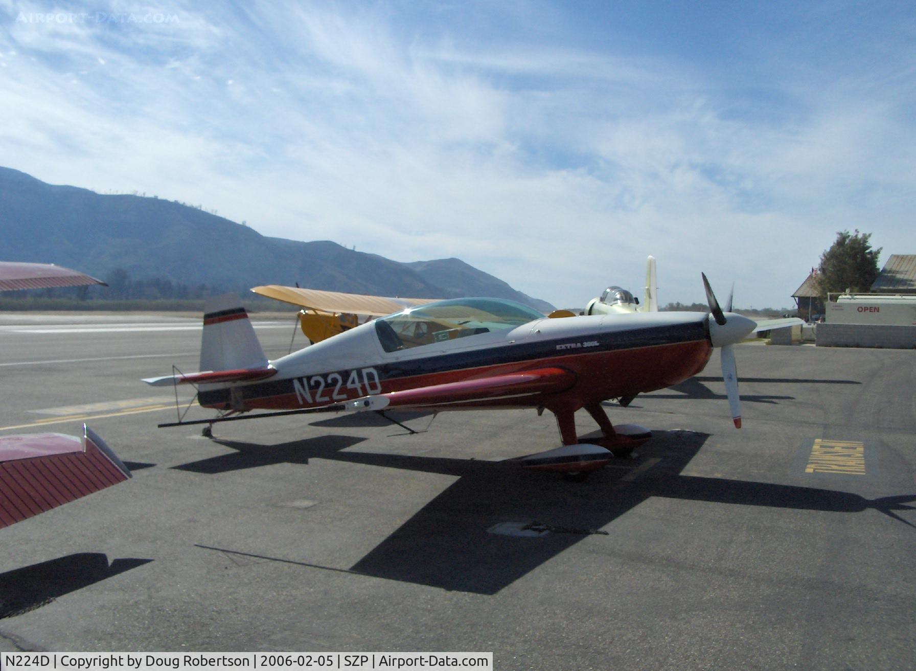 N224D, 1996 Extra EA-300/L C/N 028, 1996 EXTRA Flugzeugbau EA 300L AKROBAT, Lycoming AEIO-540-L1B5 300 Hp, Std.class