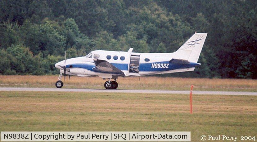 N9838Z, 1969 Beech B90 King Air C/N LJ-435, Returning after a skydiver drop