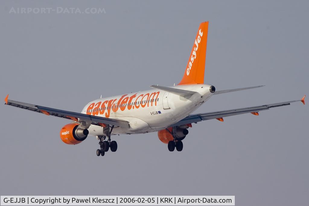 G-EJJB, 2004 Airbus A319-111 C/N 2380, landing