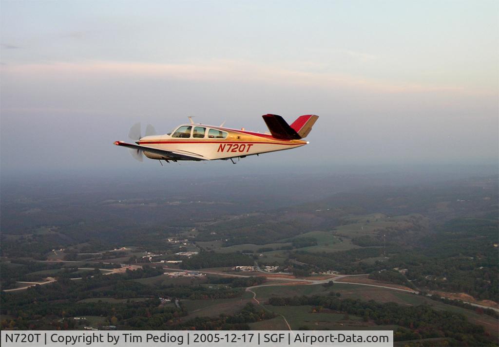 N720T, 1975 Beech V35B Bonanza C/N D-9813, 1975 V35B