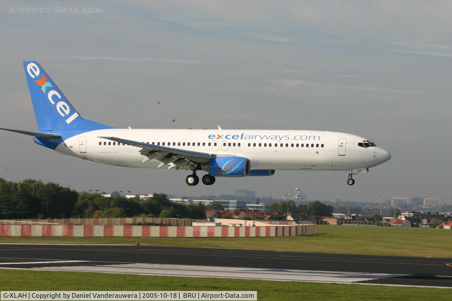 G-XLAH, 2004 Boeing 737-8Q8 C/N 29351, arrival of charter with soccer team FC Liverpool