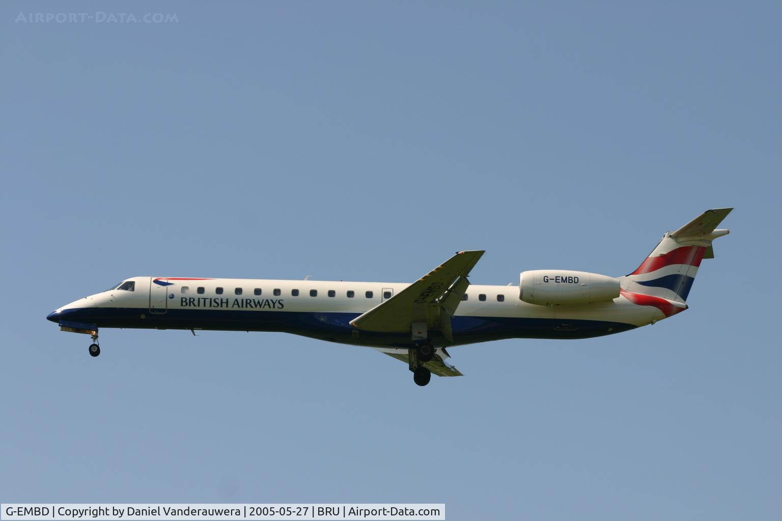 G-EMBD, 1998 Embraer EMB-145EU (ERJ-145EU) C/N 145039, arrival of flight BA1618 on rnw 25L