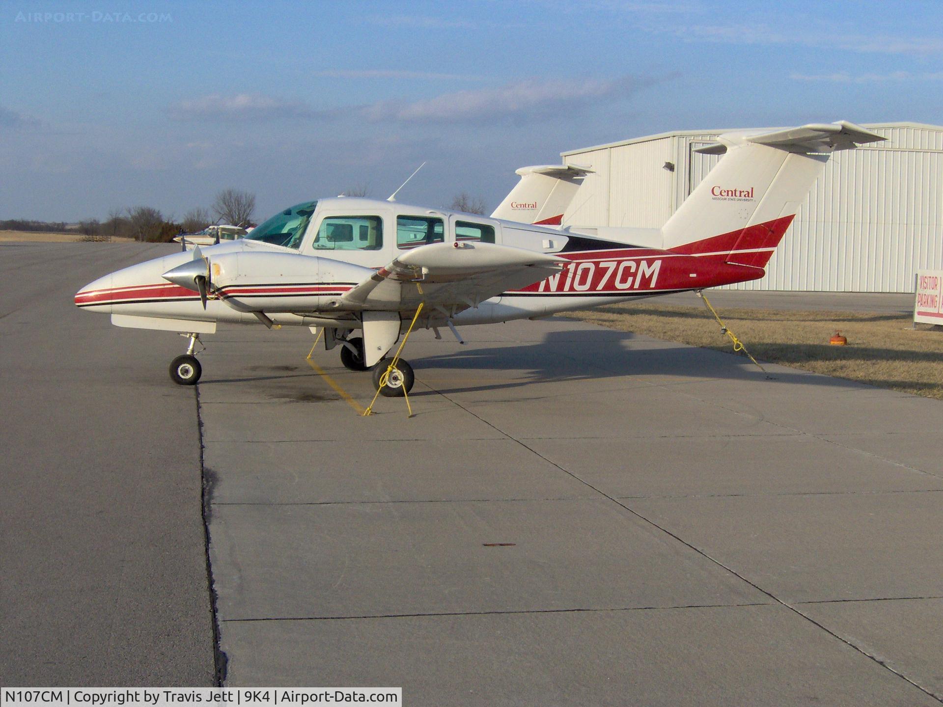 N107CM, 1979 Beech 76 Duchess C/N ME-152, 1979 Beechcraft Duchess