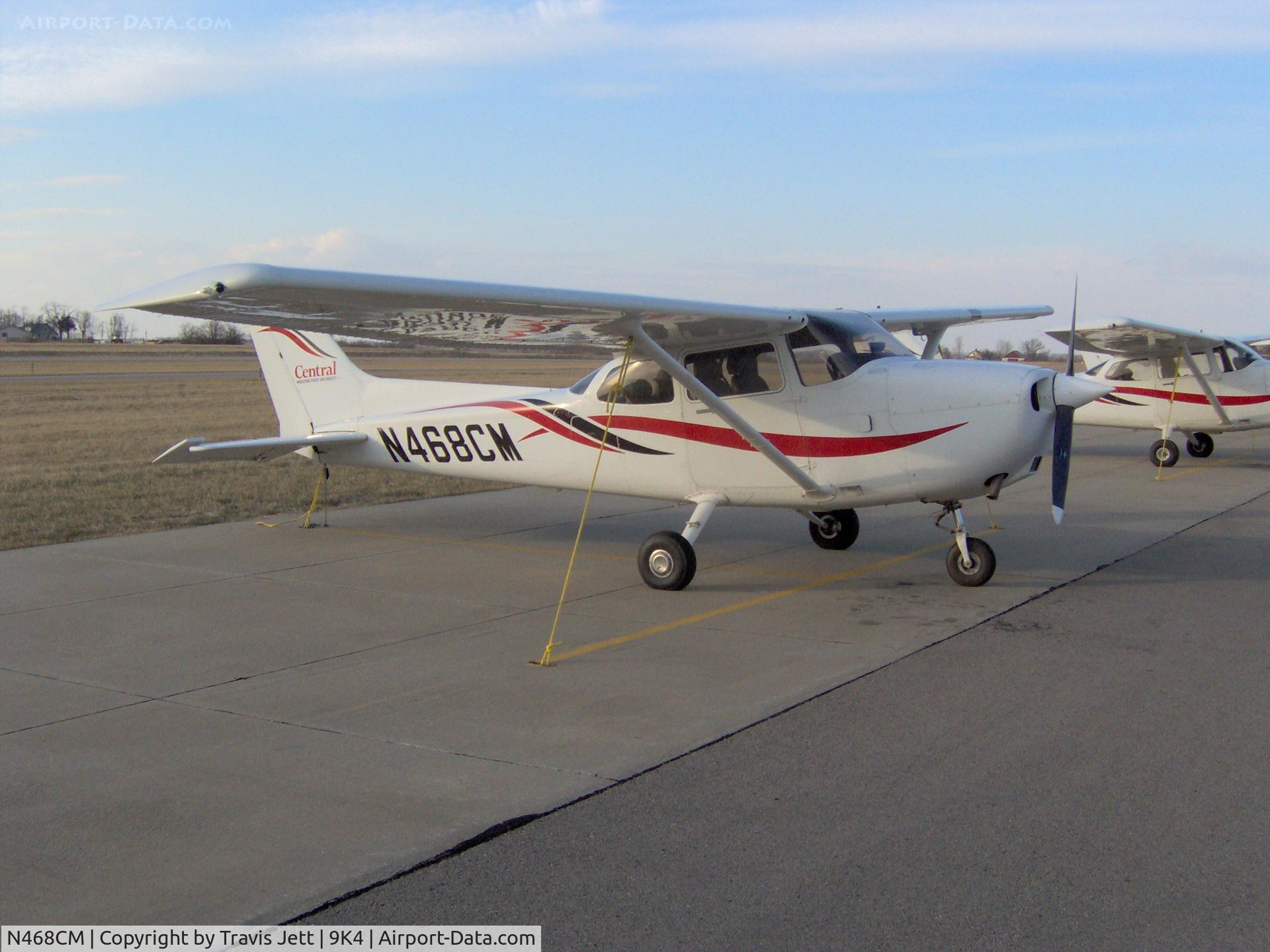N468CM, 2000 Cessna 172R C/N 17280860, 2000 Cessna 172 Skyhawk