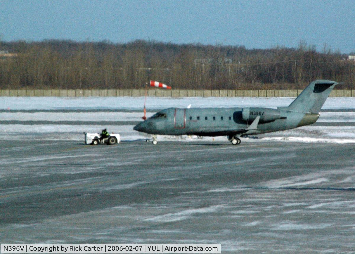 N396V, 1980 Canadair Challenger CE-144 (CL-600-1A11) C/N 1009, From the terminal, on a cold afternoon. Nikon D70/300mm