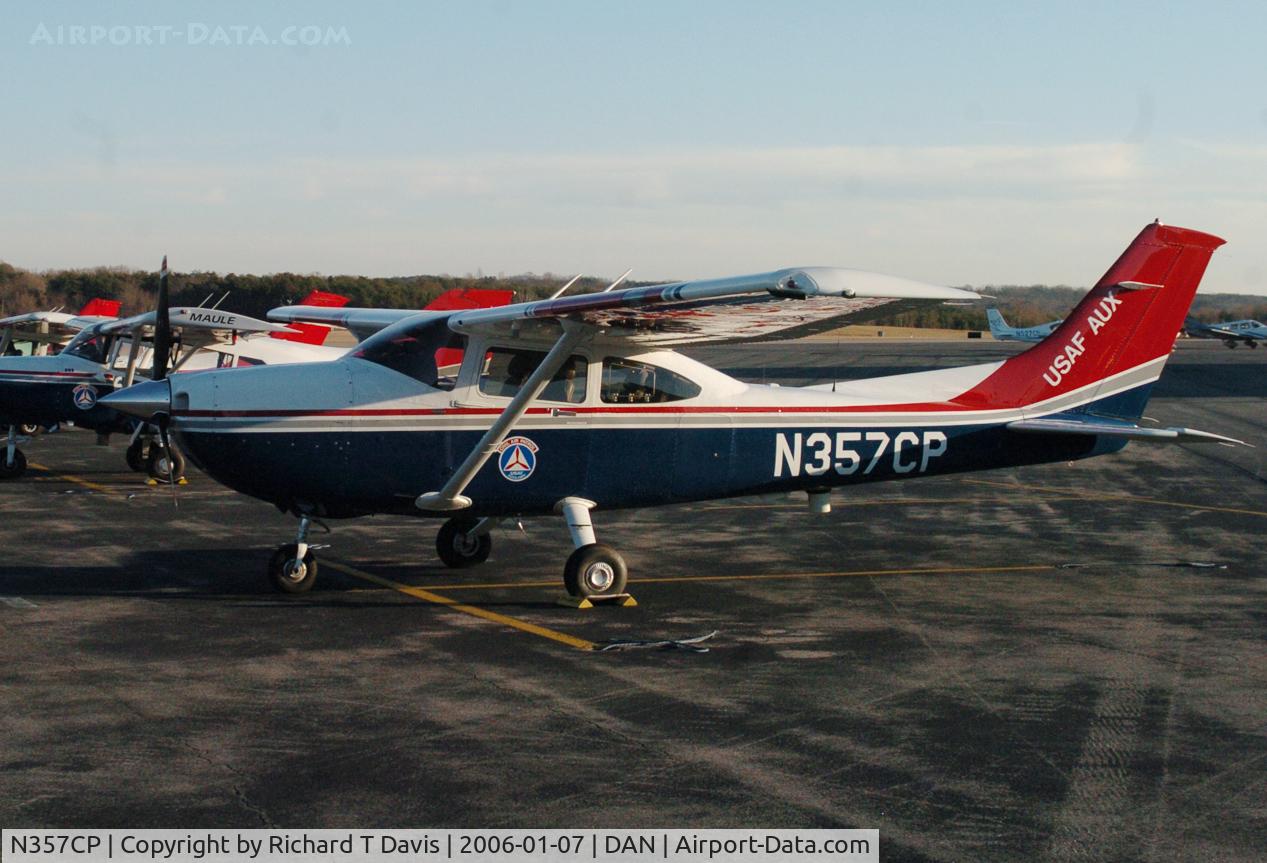 N357CP, 2005 Cessna 182T Skylane C/N 18281509, Red,White and Blue