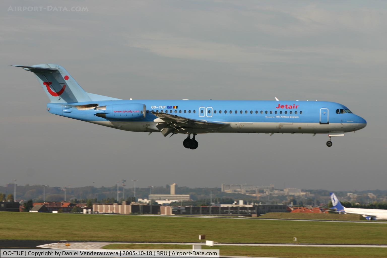OO-TUF, 1991 Fokker 100 (F-28-0100) C/N 11373, arrival on rnw 02