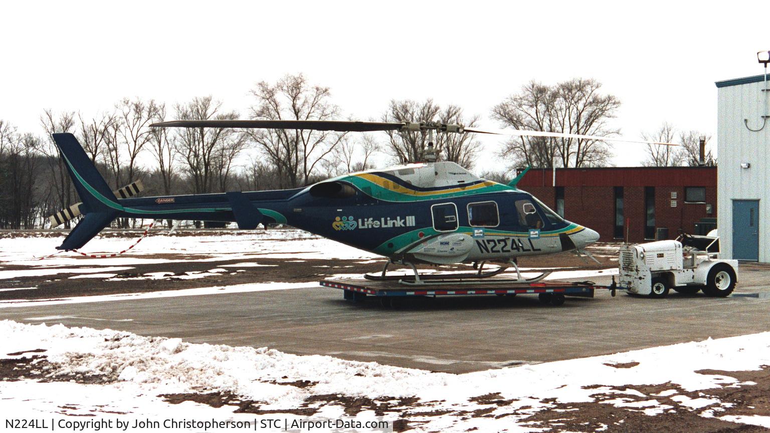 N224LL, 1986 Bell 222U C/N 47552, LifeLink III Air Ambulance on landing dock
