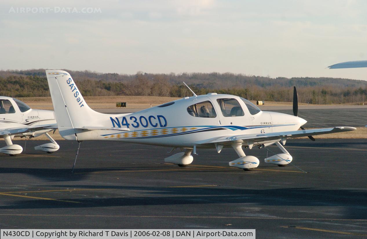 N430CD, 2005 Cirrus SR22 C/N 1500, white with stripes