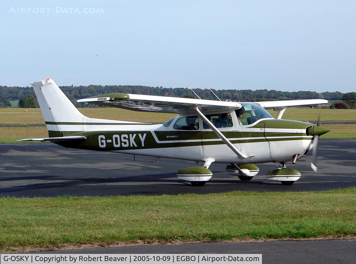G-OSKY, 1976 Cessna 172M C/N 172-67389, Cessna F172M (Halfpenny Green)