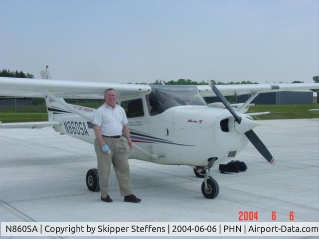 N860SA, 2001 Cessna 172S C/N 172S8860, Cessna 8-6-0-Sierra-Alpha at Port Huron, MI