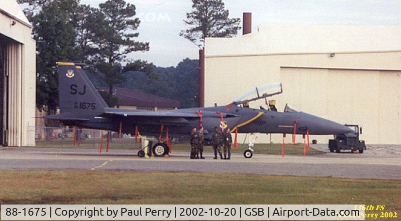 88-1675, 1988 McDonnell Douglas F-15E Strike Eagle C/N 1084/E059, Rocketeers supplying the weapons demo bird that year