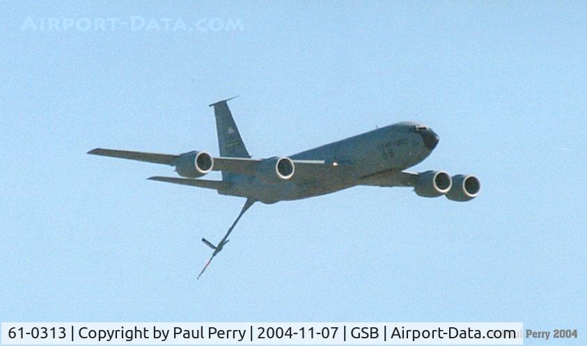 61-0313, 1961 Boeing KC-135R Stratotanker C/N 18220, Resident refuelers with their business end hanging out