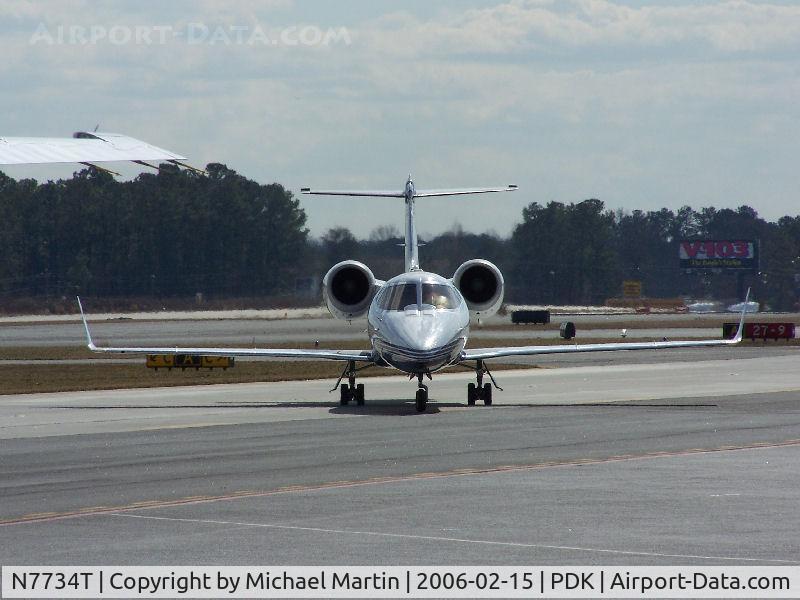 N7734T, 1998 Learjet Inc 60 C/N 139, Head on view