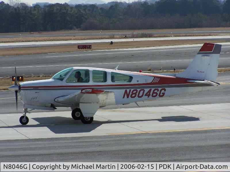 N8046G, 1992 Beech F33A Bonanza C/N CE-1646, Taxing back from flight