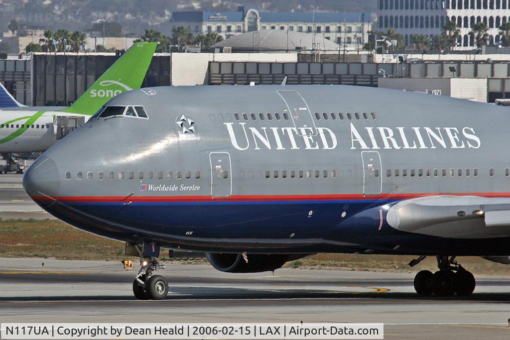 N117UA, 1999 Boeing 747-422 C/N 28810, After landing on RWY 25L.