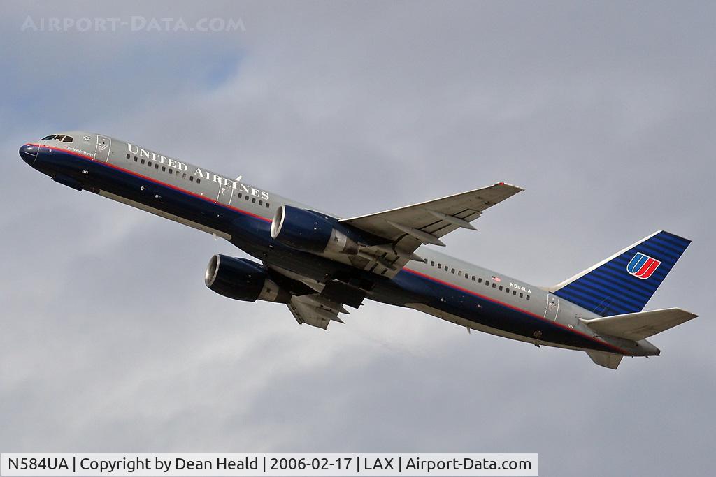 N584UA, 1993 Boeing 757-222 C/N 26706, Departing RWY 25R.
