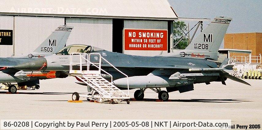 86-0208, 1986 General Dynamics F-16C Fighting Falcon C/N 5C-314, Visiting Falcons from Michigan, here on static