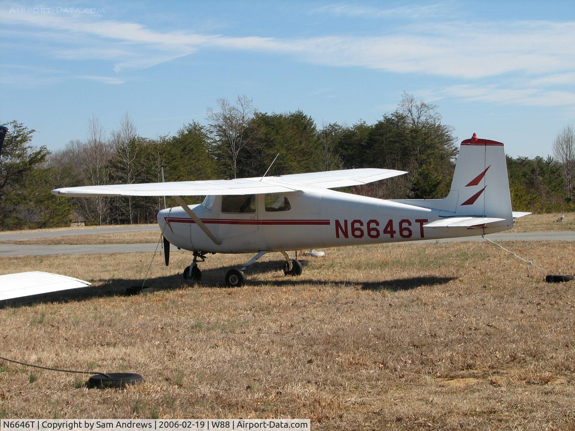 N6646T, 1960 Cessna 150A C/N 15059046, Tied down at W88 Air Harbor, Greensboro, NC