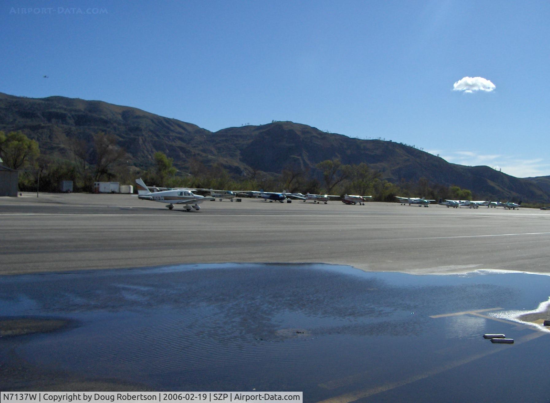 N7137W, 1962 Piper PA-28-180 C/N 28-939, 1962 Piper PA-28-180 CHEROKEE, Takeoff roll runway 22