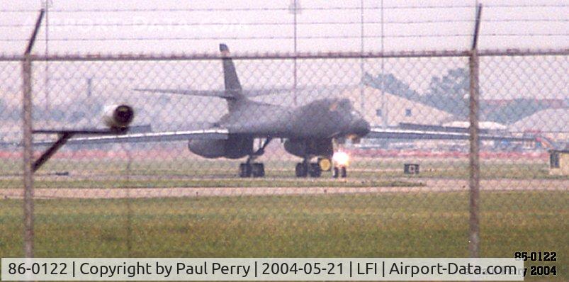 86-0122, 1986 Rockwell B-1B Lancer C/N 82, Seen at the end of the runway, after her demo