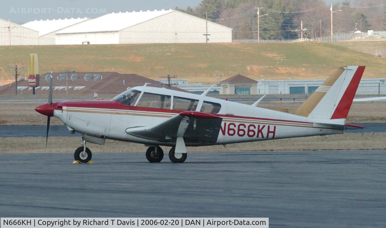 N666KH, 1972 Piper PA-24-260 Comanche C/N 24-5026, Piper-Said to be from Mt Airy N.C.(Mayberry).