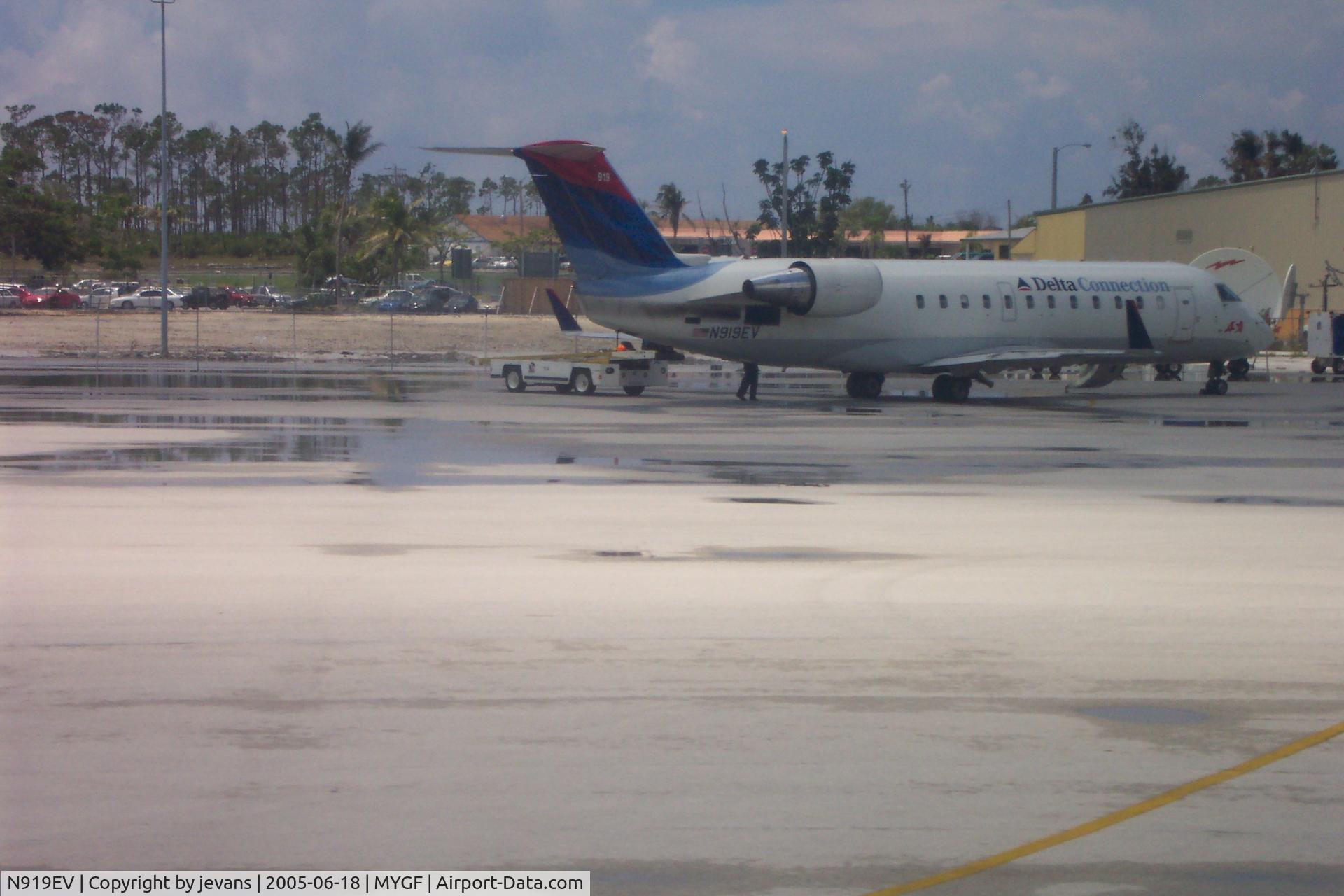 N919EV, 2003 Bombardier CRJ-200ER (CL-600-2B19) C/N 7780, Grand Bahama Island