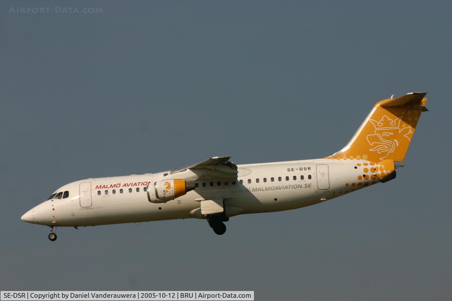 SE-DSR, 1994 British Aerospace Avro 146-RJ100A C/N E3244, arrival of flight TF511 , short to land on rnw 25L