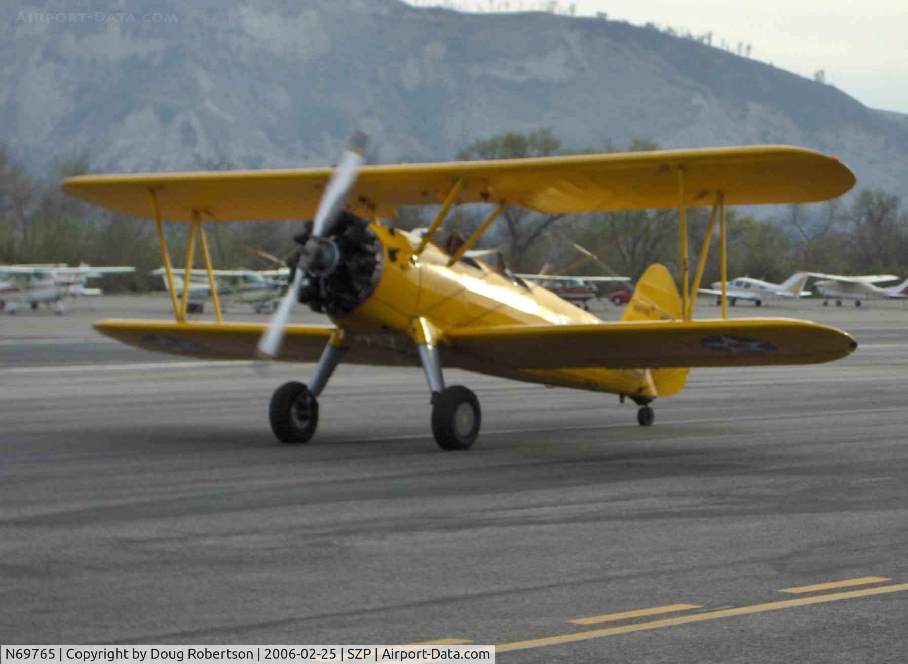N69765, 1941 Boeing A75N1 (PT17) C/N 75-1044, 1941 Boeing Stearman A75N1 (PT-17 KAYDET) as N2S-1, Continental W670-5 220 Hp, S turns taxi