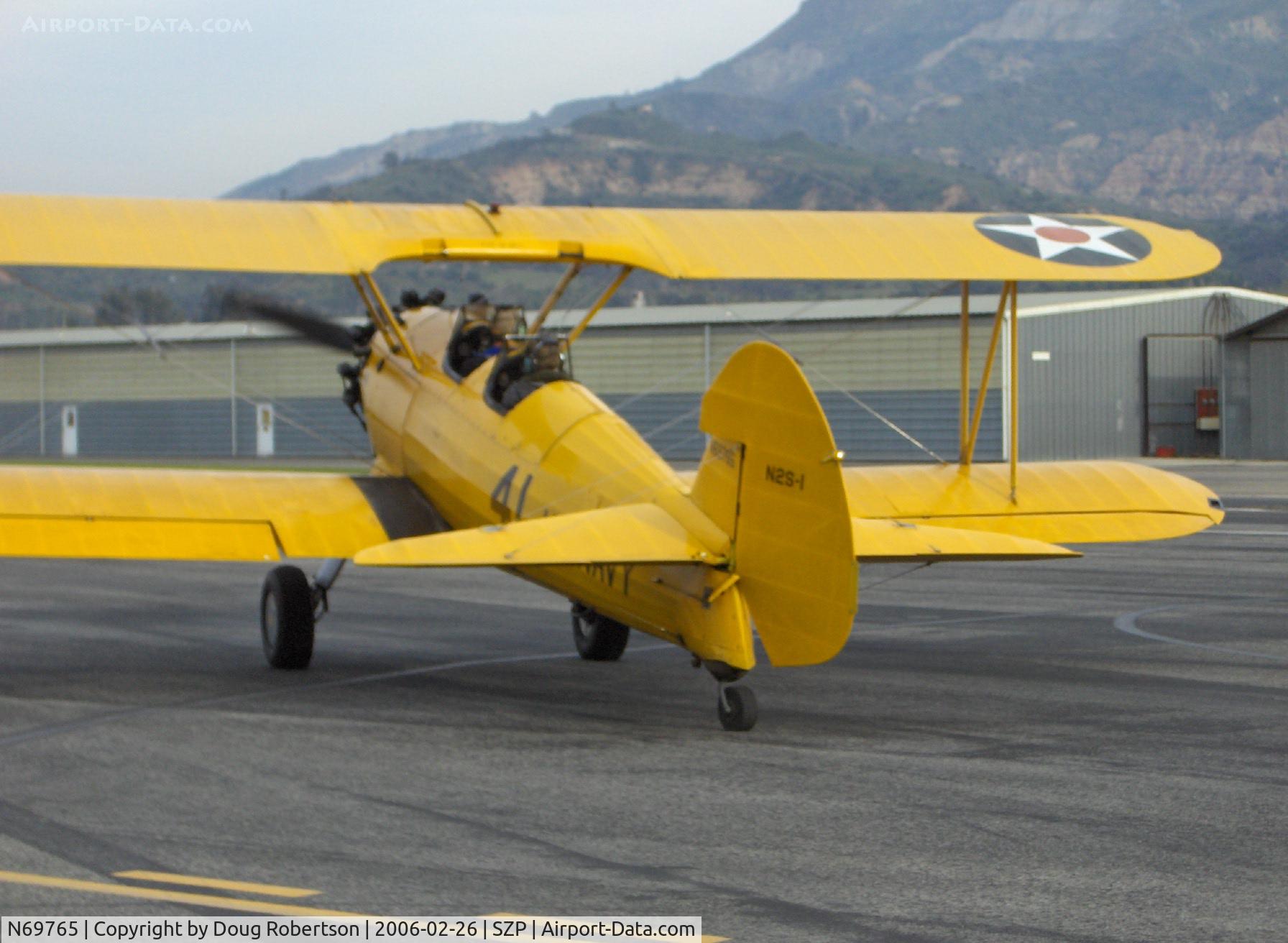 N69765, 1941 Boeing A75N1 (PT17) C/N 75-1044, 1941 Boeing Stearman A75N1 (PT-17 KAYDET) as N2S-1, Continental W670-5 220 Hp, S turns taxi