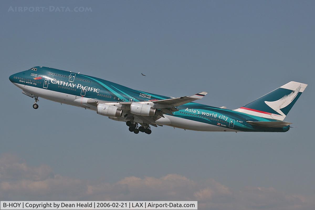 B-HOY, 1991 Boeing 747-467 C/N 25351, Cathay Pacific B-HOY departing LAX RWY 25R.