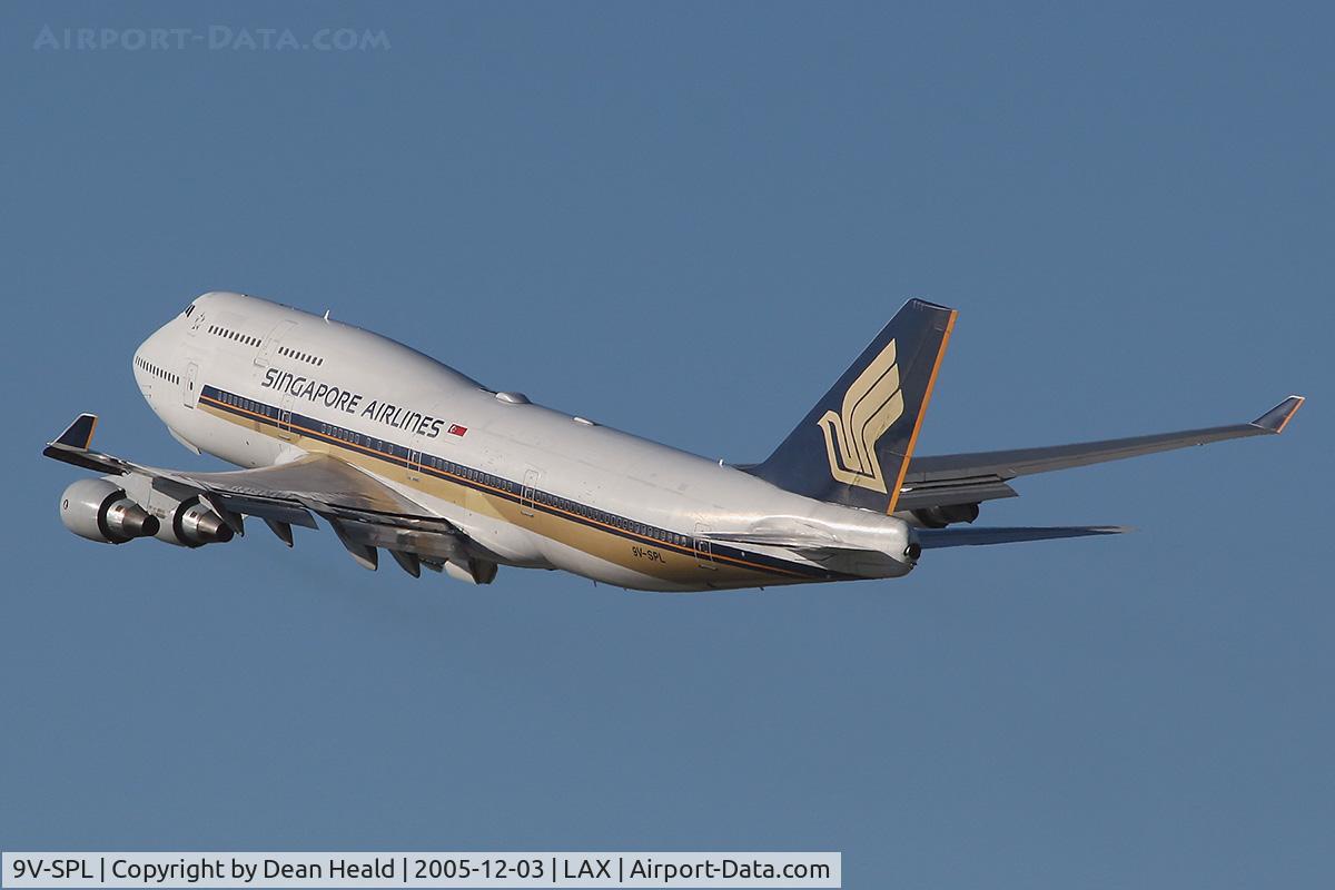 9V-SPL, 1997 Boeing 747-412 C/N 26557, Singapore Airlines - 9V-SPL (747-412) climbing out from RWY 25R to begin it's journey across the Pacific Ocean.