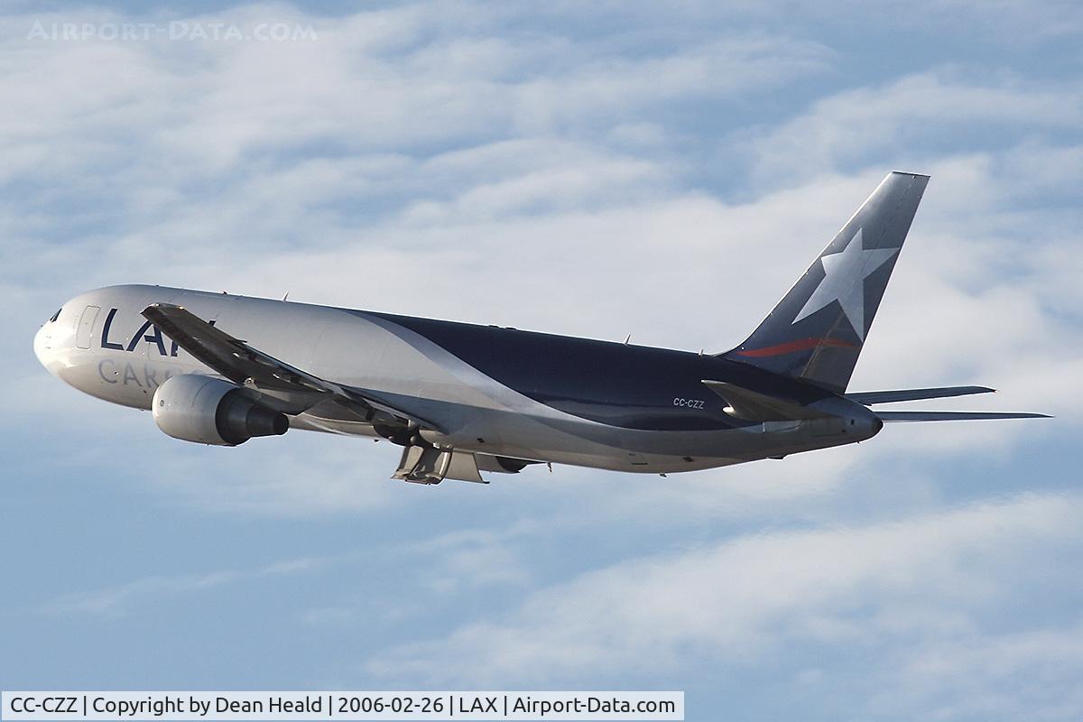 CC-CZZ, 1998 Boeing 767-316F/ER C/N 25756, LAN Cargo CC-CZZ climbing out from LAX RWY 25R on a late afternoon in February.