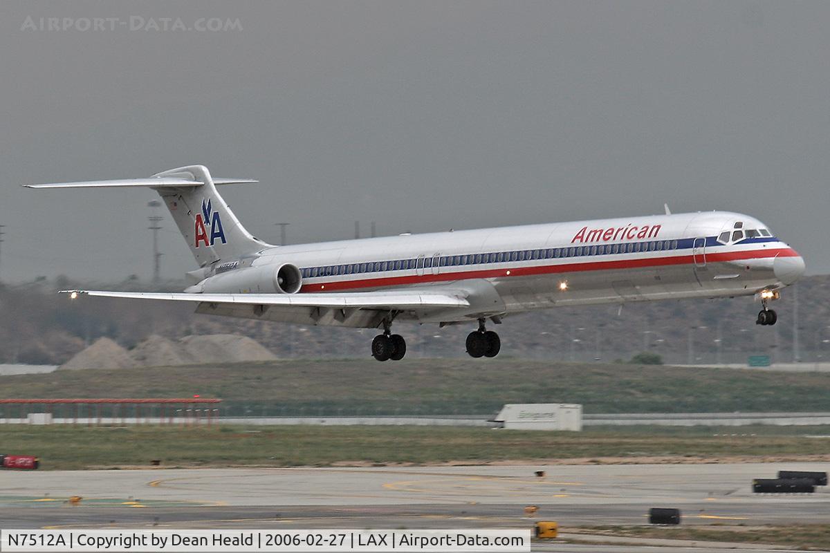 N7512A, 1989 McDonnell Douglas MD-82 (DC-9-82) C/N 49806, American Airlines N7512A on approach to RWY 7R.