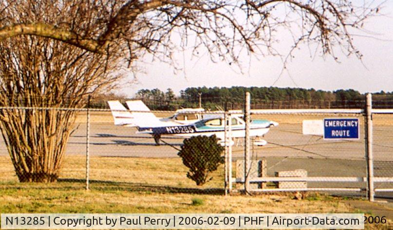 N13285, 1976 Cessna 177B Cardinal C/N 17702407, Based out of JGG airport, just before the preflight inspection