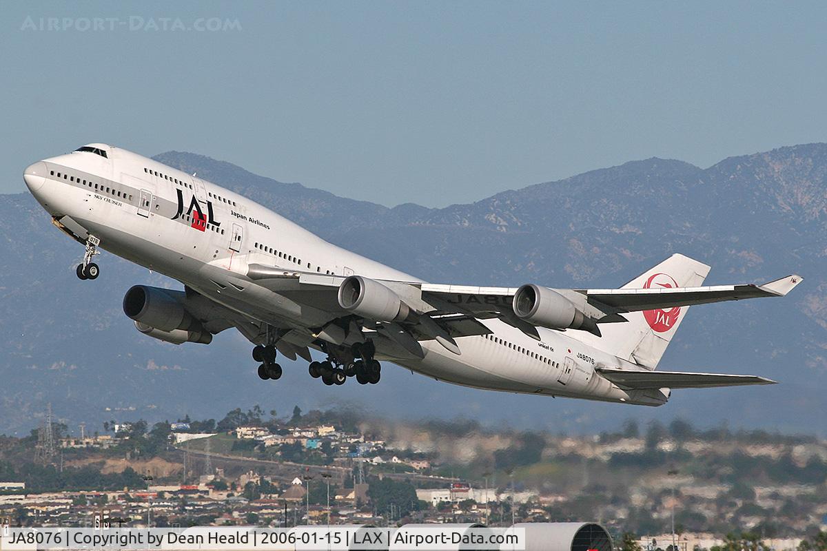 JA8076, 1990 Boeing 747-446 C/N 24777, Japam Airlines JA8076 departing RWY25R.
