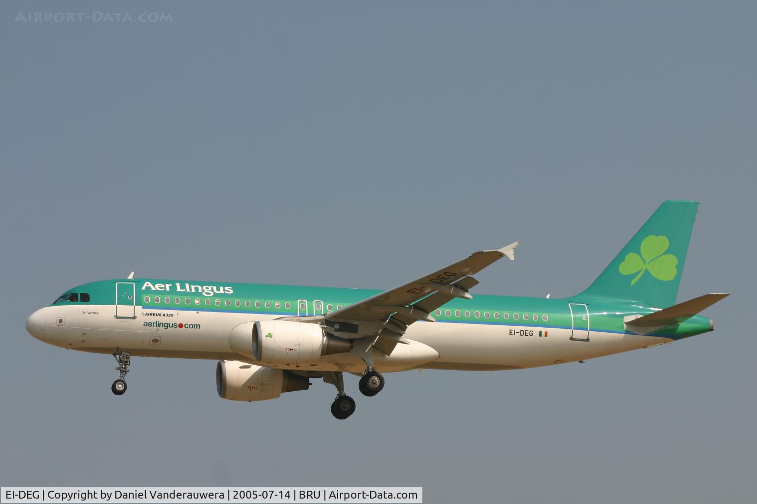 EI-DEG, 2004 Airbus A320-214 C/N 2272, short to land on rnw 25L