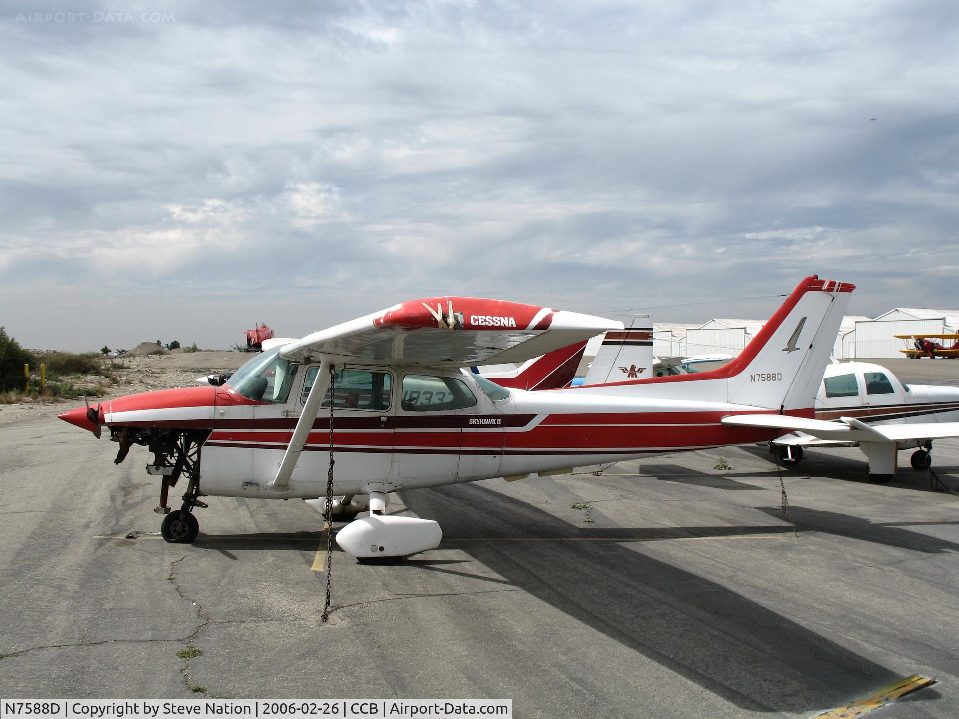 N7588D, 1979 Cessna 172N C/N 17272926, 1979 Cessna 172N at Upland, CA (minus lower cowling)