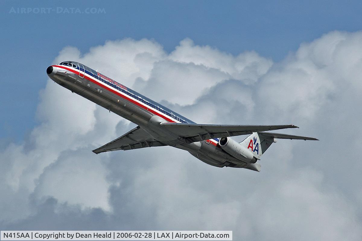 N415AA, 1986 McDonnell Douglas MD-82 (DC-9-82) C/N 49326, American Airlines N415AA departing RWY 25R.