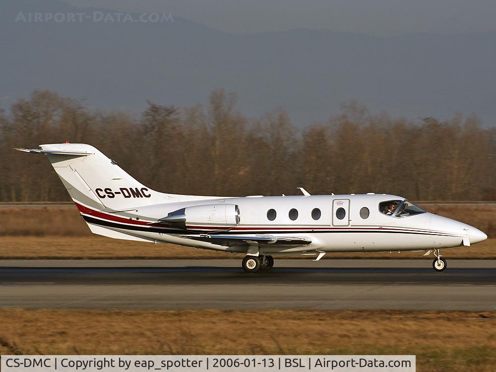 CS-DMC, 2005 Hawker Beechcraft 400A Beechjet Beechjet C/N RK-404, Departing on runway 16