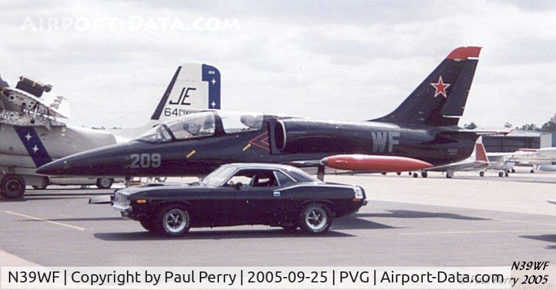 N39WF, 1982 Aero L-39 Albatros C/N 232218, Back in black, at wings and wheels 2005