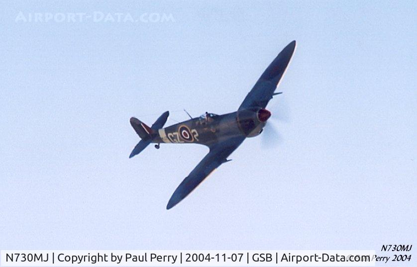 N730MJ, 1943 Supermarine 361 Spitfire HF.IXe C/N CBAF.7243, The Fighter Factory's Spitfire is certainly graceful