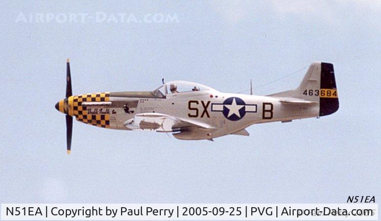 N51EA, 1944 North American F-51D Mustang C/N 44-72483, Almost directly overhead lining up for another pass, and you can see the passenger in the back.