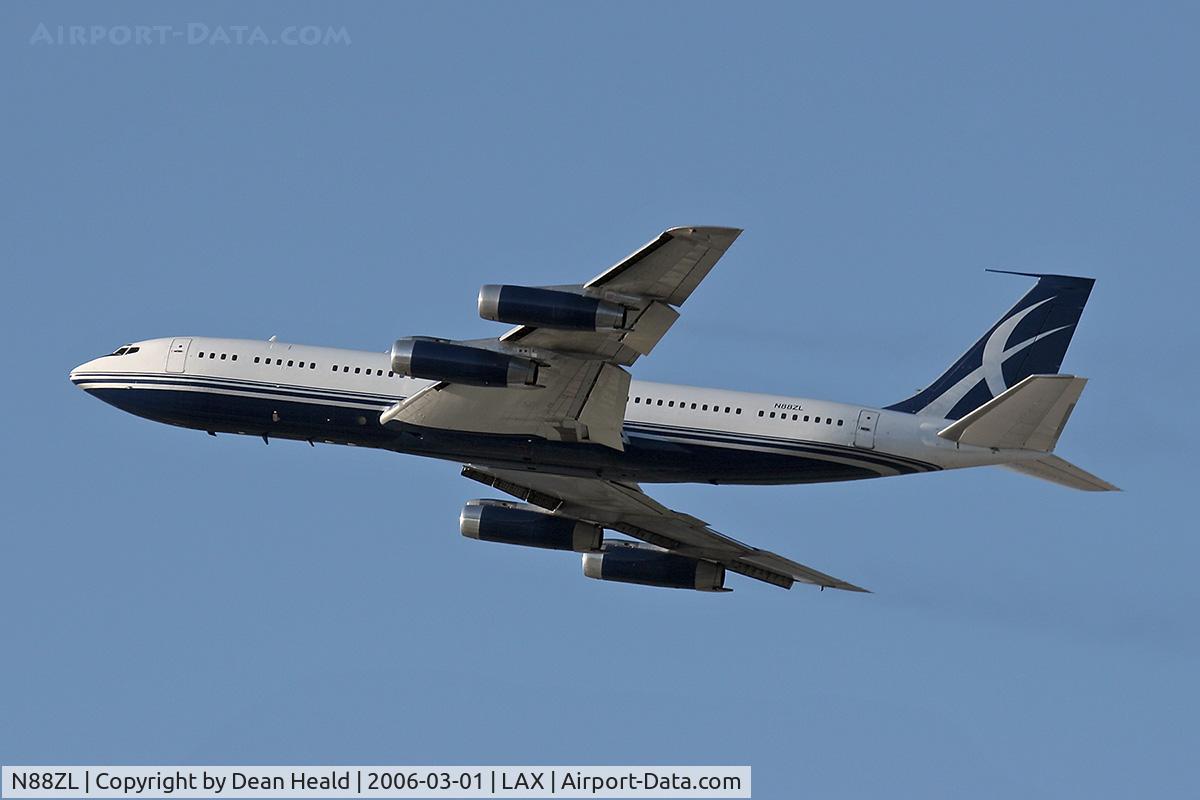 N88ZL, 1965 Boeing 707-330B C/N 18928, Lowa chartered 707--330B (N88ZL) departing LAX RWY 25R on a late afternoon in March 2006.