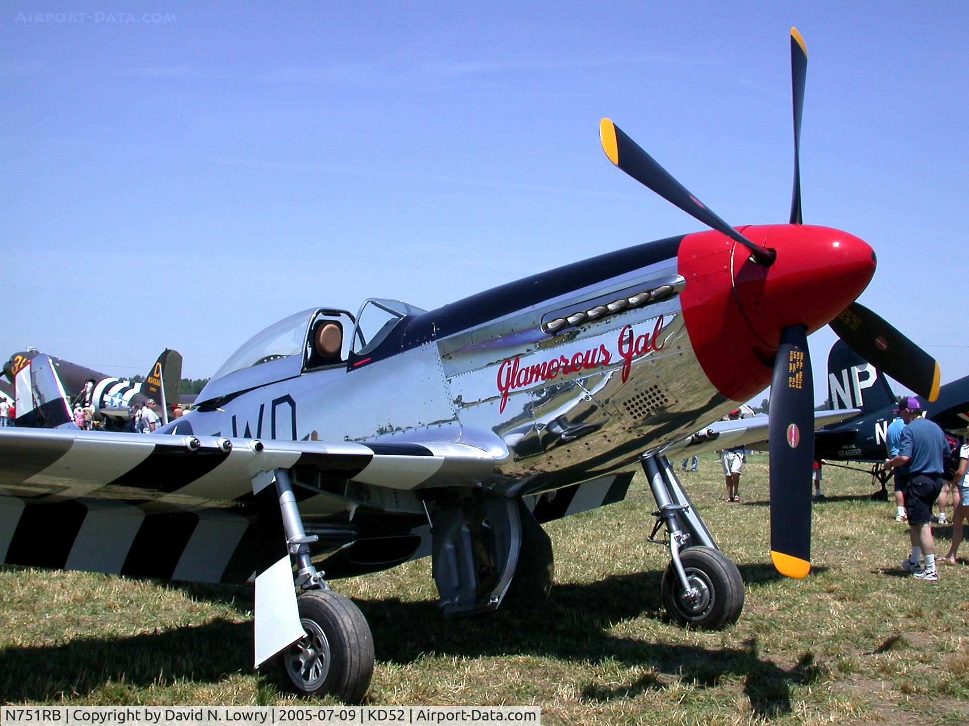 N751RB, 1944 North American P-51D Mustang C/N 44-13903JP, On the grass at KD52.