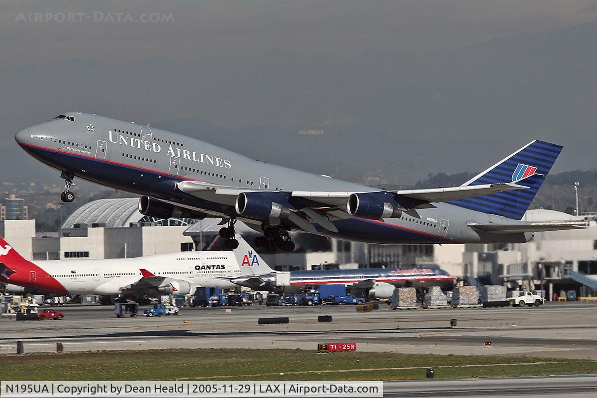 N195UA, 1997 Boeing 747-422 C/N 26899, United Airlines N195UA departing LAX RWY 25R.